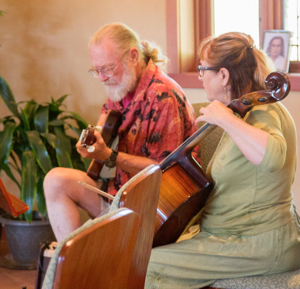 Sunburst-musicians